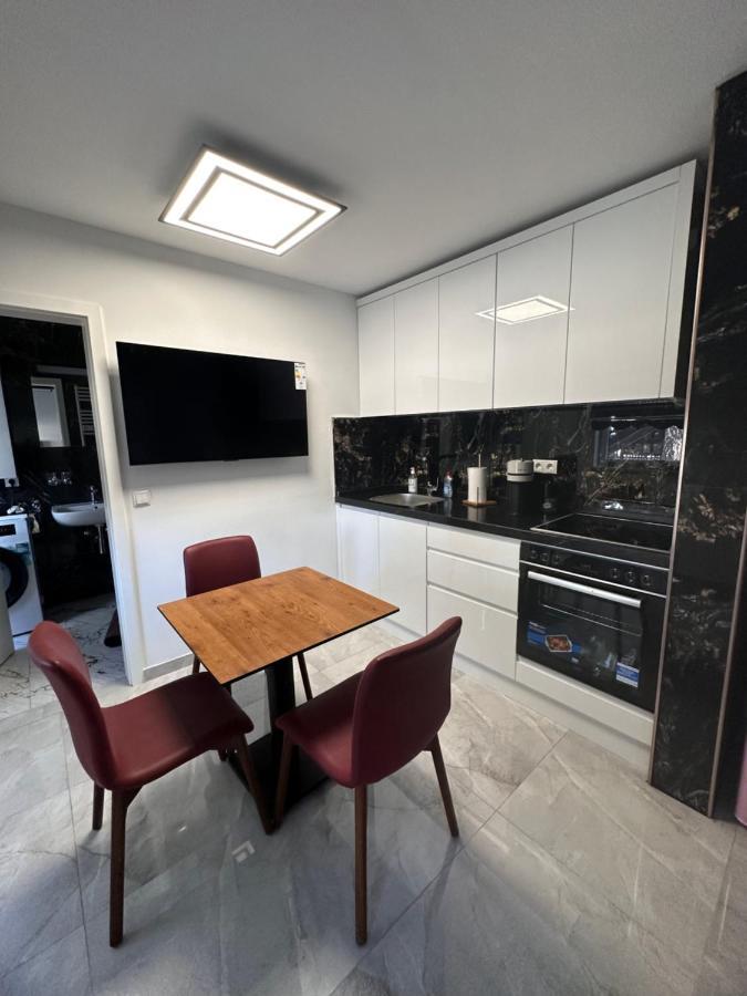 Charmante Ferienwohnung In Thekla Apartment *